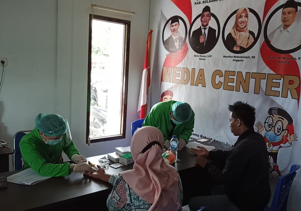 Cegah Penyebaran Covid 19, Bawaslu Bolsel Kembali Gelar Rapid Test