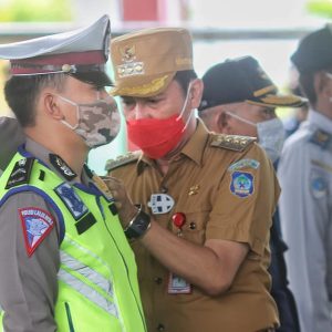 Ini Harapan Bupati Iskandar Kamaru saat Pimpin Apel Gelar Pasukan Dalam Rangka Operasi Lilin Tahun 2020