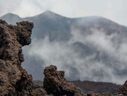 Gunung Etna Di Eropa Tumbuh Hingga 100 Kaki Hanya Dalam Enam Bulan, Ini Penyebabnya