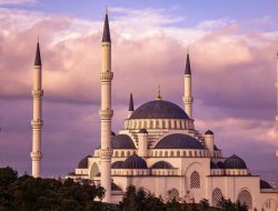 Kabar Gembira, Kemenag RI Siapkan Bantuan Rp6,9 Miliar untuk Masjid dan Musholla, Cek Disini Syarat dan Prosedur Pencairannya!