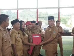 Wow Rp99,8 Miliar! Bupati dan Wabup Bolsel Serahkan Pagu DD dan ADD untuk 81 Desa