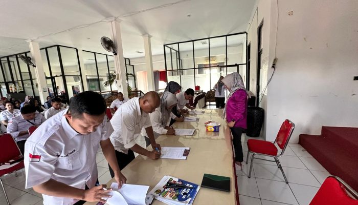Disdikbud Bolsel Gelar Penandatanganan Pakta Integritas, Fokus Tingkatkan Akuntabilitas Kinerja di 2025