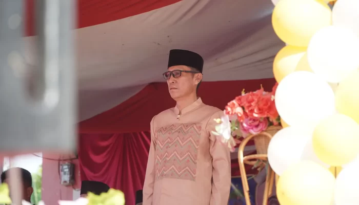 Bupati Iskandar Kamaru Pimpin Upacara Peringatan HUT ke-22  Kecamatan Posigadan