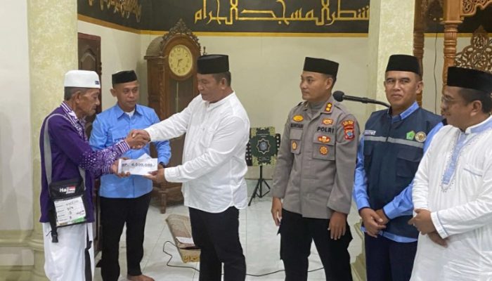 Wakil Bupati Bolsel Lepas Keberangkatan JCH 2025, Imbau Masyarakat Mulai Menabung Haji