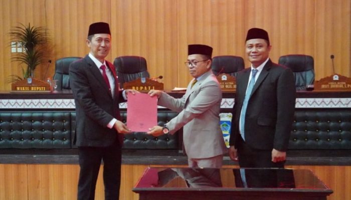 DPRD Bolsel Gelar Rapat Paripurna Tahap II Penandatanganan Nota Kesepakatan KUA-PPAS 2026